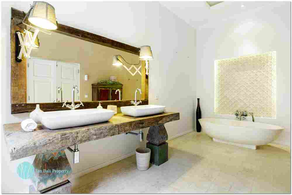 Ubud, Bali, Bali, 5 Bedrooms Bedrooms, ,6 BathroomsBathrooms,Villa,For Sale,1103