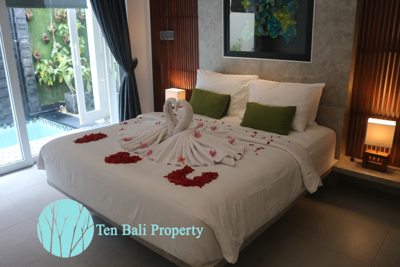 Seminyak, Bali, 2 Bedrooms Bedrooms, ,2 BathroomsBathrooms,Villa,For Sale,1114