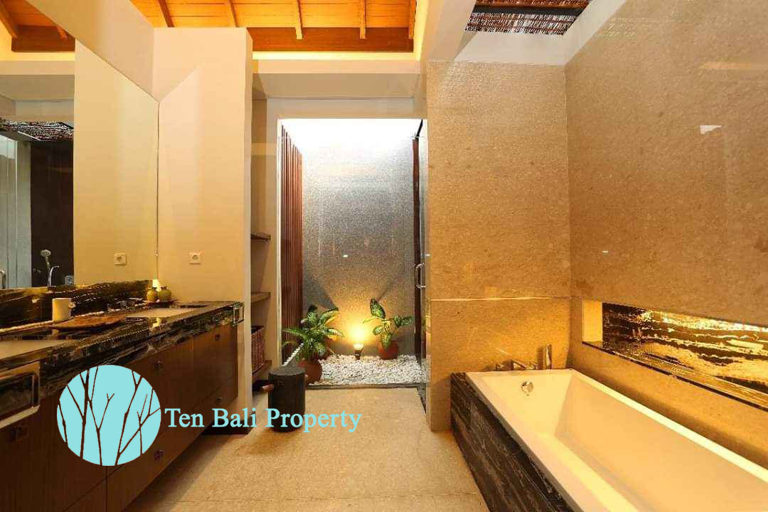 Seminyak Kuta, Denpasar, Bali 80361, 4 Bedrooms Bedrooms, ,4 BathroomsBathrooms,Villa,For Sale,1127