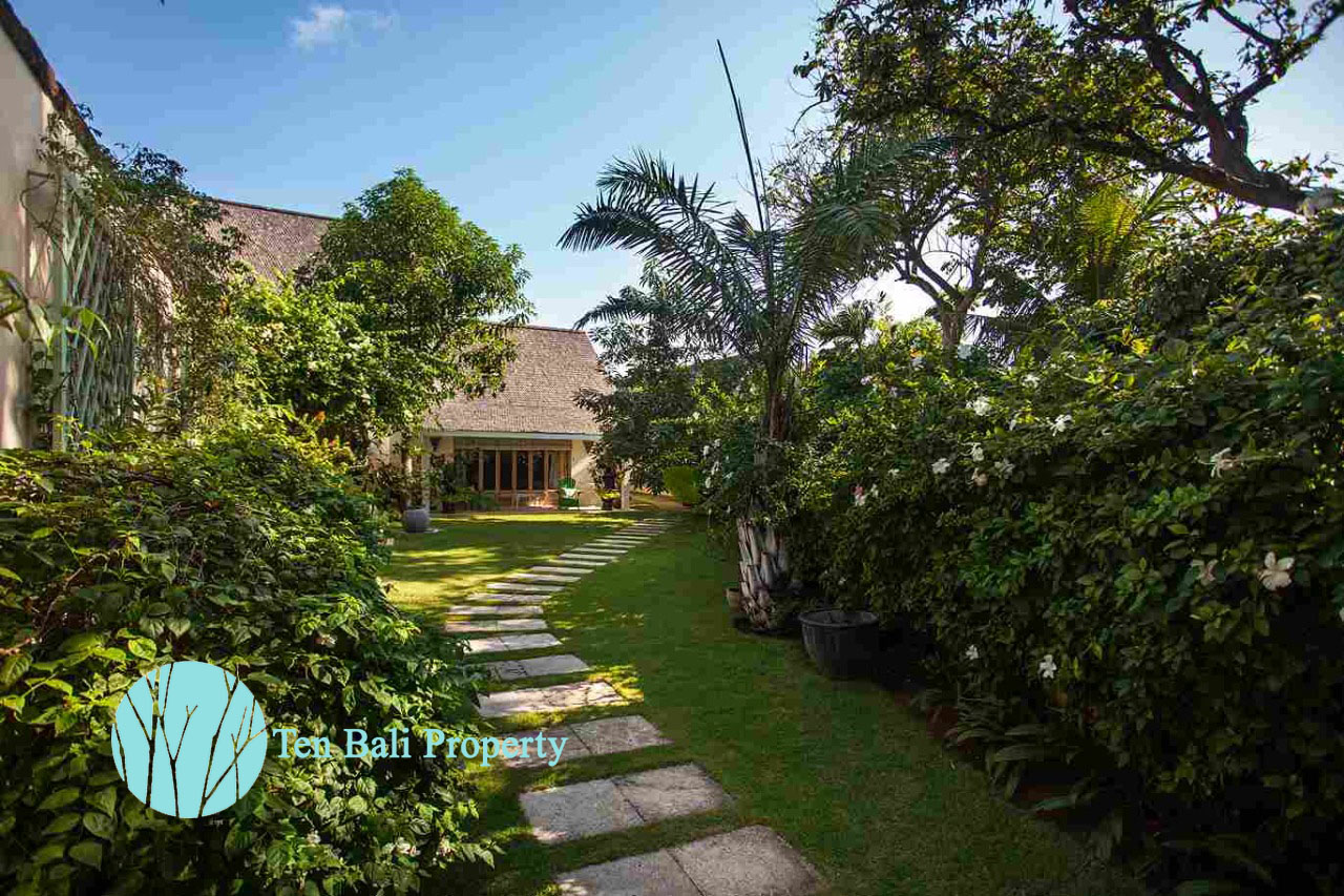 Seminyak, Bali, Bali, 6 Bedrooms Bedrooms, ,7 BathroomsBathrooms,Villa,For Sale,1163