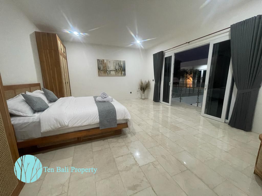 Tumbak Bayuh, Canggu, Bali, 4 Bedrooms Bedrooms, ,4 BathroomsBathrooms,Villa,For Sale,1214