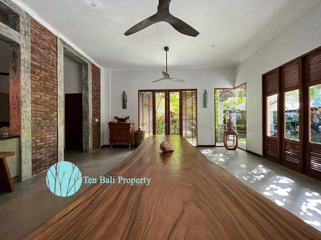 Nusa Dua, Bali, 5 Bedrooms Bedrooms, ,5 BathroomsBathrooms,Villa,For Sale,1256