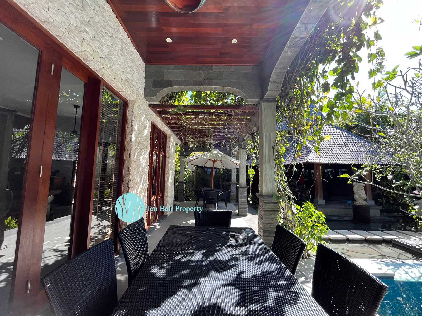 Nusa Dua, Bali, 5 Bedrooms Bedrooms, ,5 BathroomsBathrooms,Villa,For Sale,1256