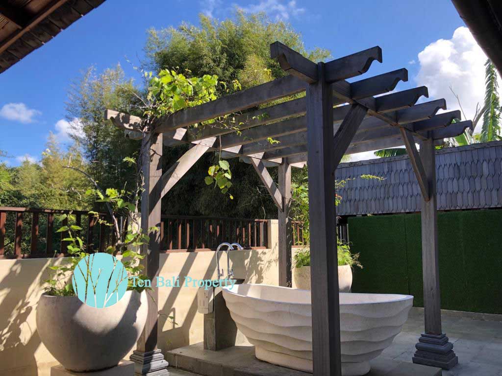 Nusa Dua, Bali, 5 Bedrooms Bedrooms, ,5 BathroomsBathrooms,Villa,For Sale,1256
