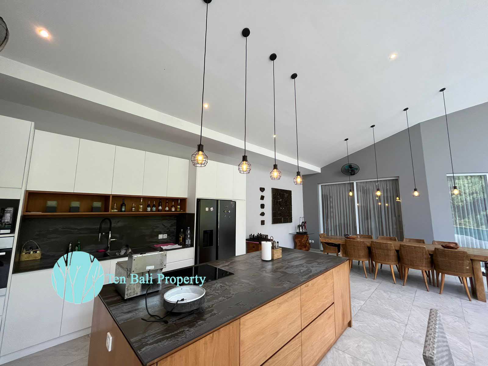 Umalas, Bali, 4 Bedrooms Bedrooms, ,4 BathroomsBathrooms,Villa,For Sale,1286