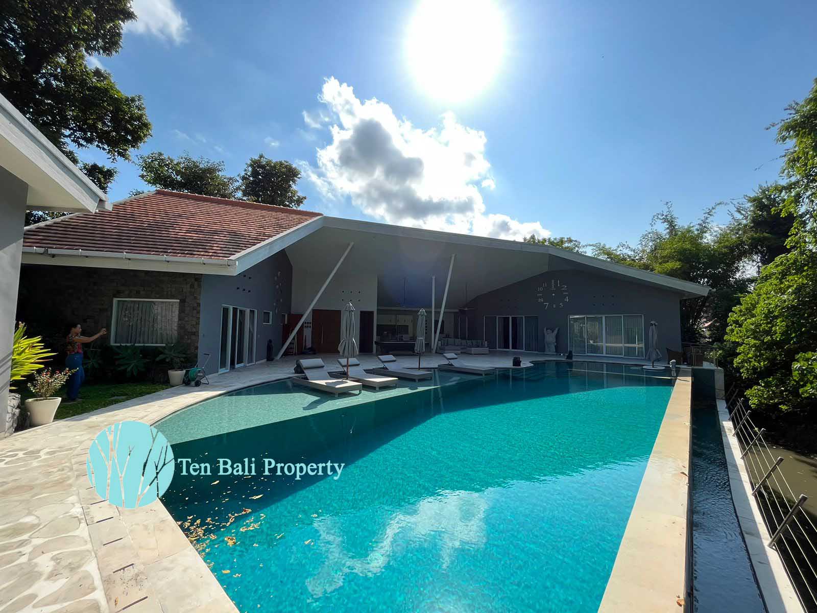 Umalas, Bali, 4 Bedrooms Bedrooms, ,4 BathroomsBathrooms,Villa,For Sale,1286