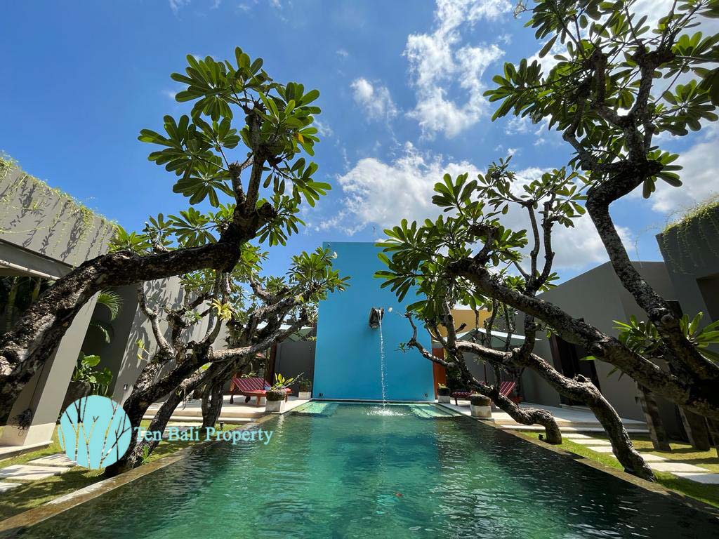 Batu belig, Seminyak, Bali, 5 Bedrooms Bedrooms, ,6 BathroomsBathrooms,Villa,For Sale,1292