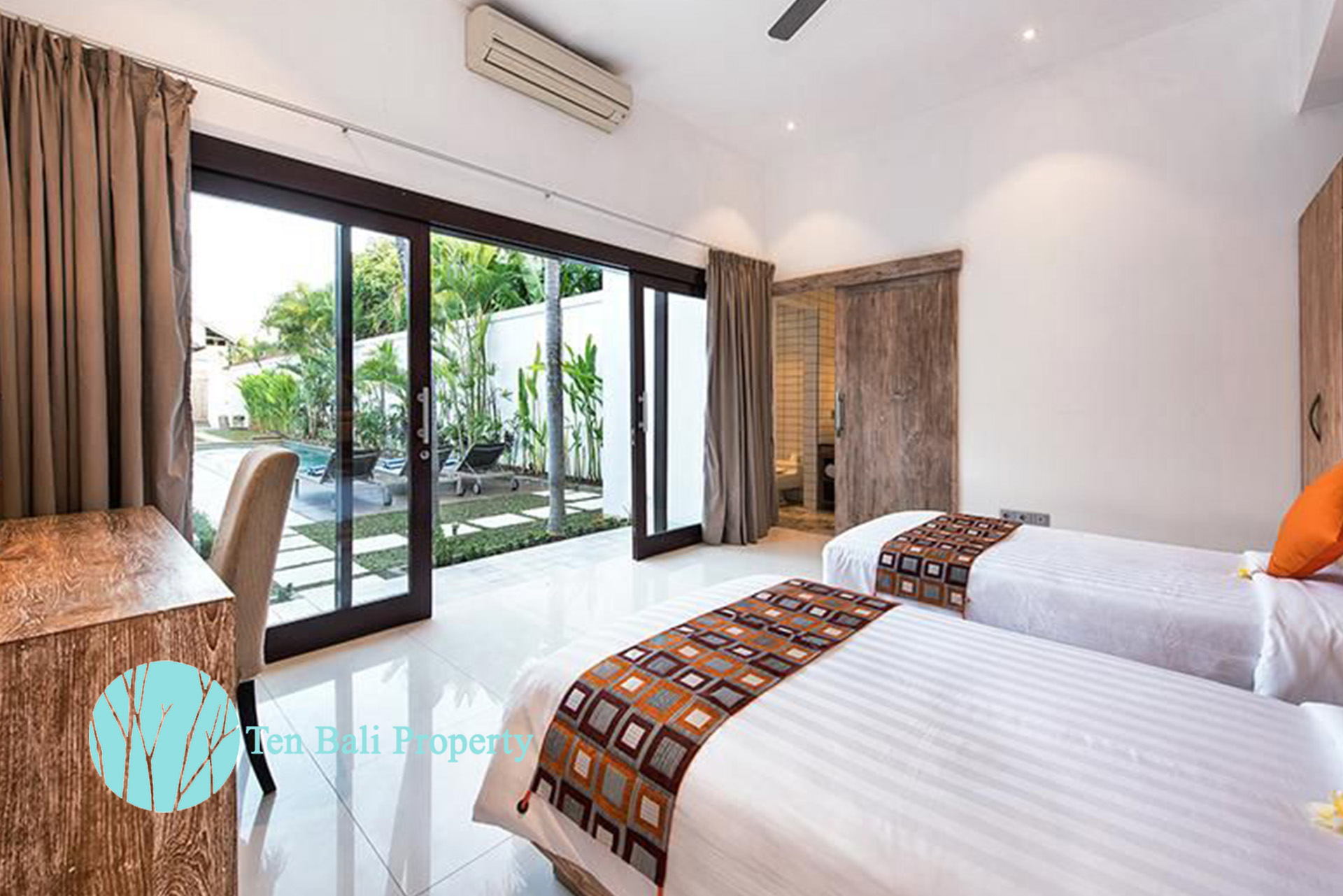 Seminyak, Bali, 3 Bedrooms Bedrooms, ,3 BathroomsBathrooms,Villa,For Sale,1329