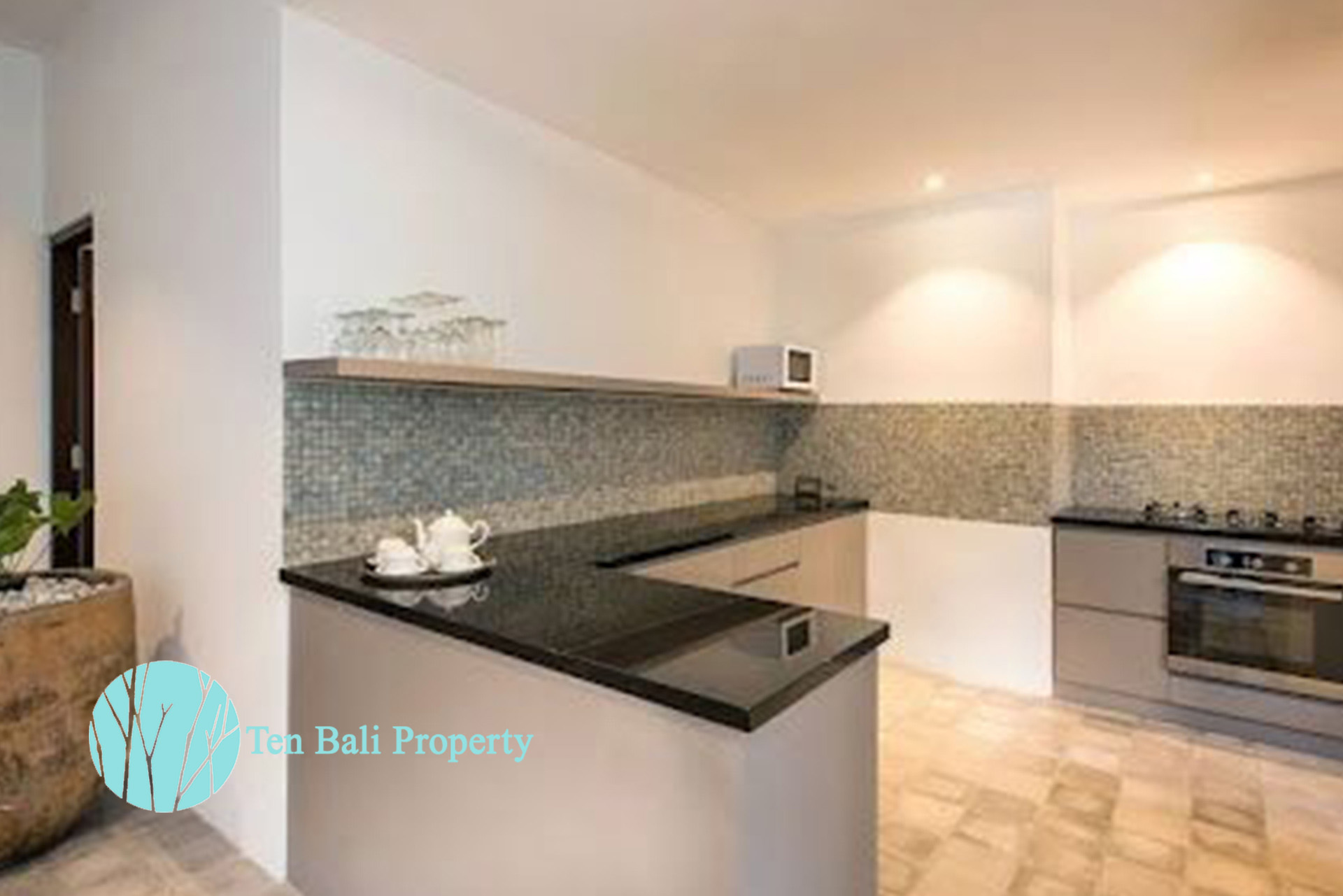 Seminyak, Bali, 3 Bedrooms Bedrooms, ,3 BathroomsBathrooms,Villa,For Sale,1329