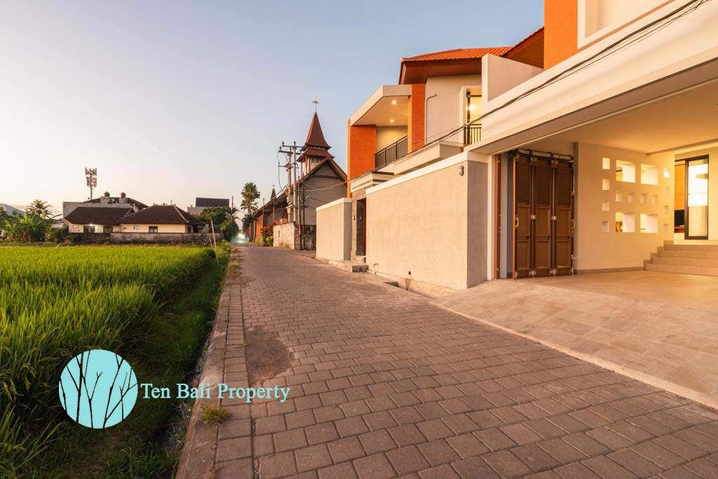Padonan, Bali, 3 Bedrooms Bedrooms, ,3 BathroomsBathrooms,Villa,For Rent,1344