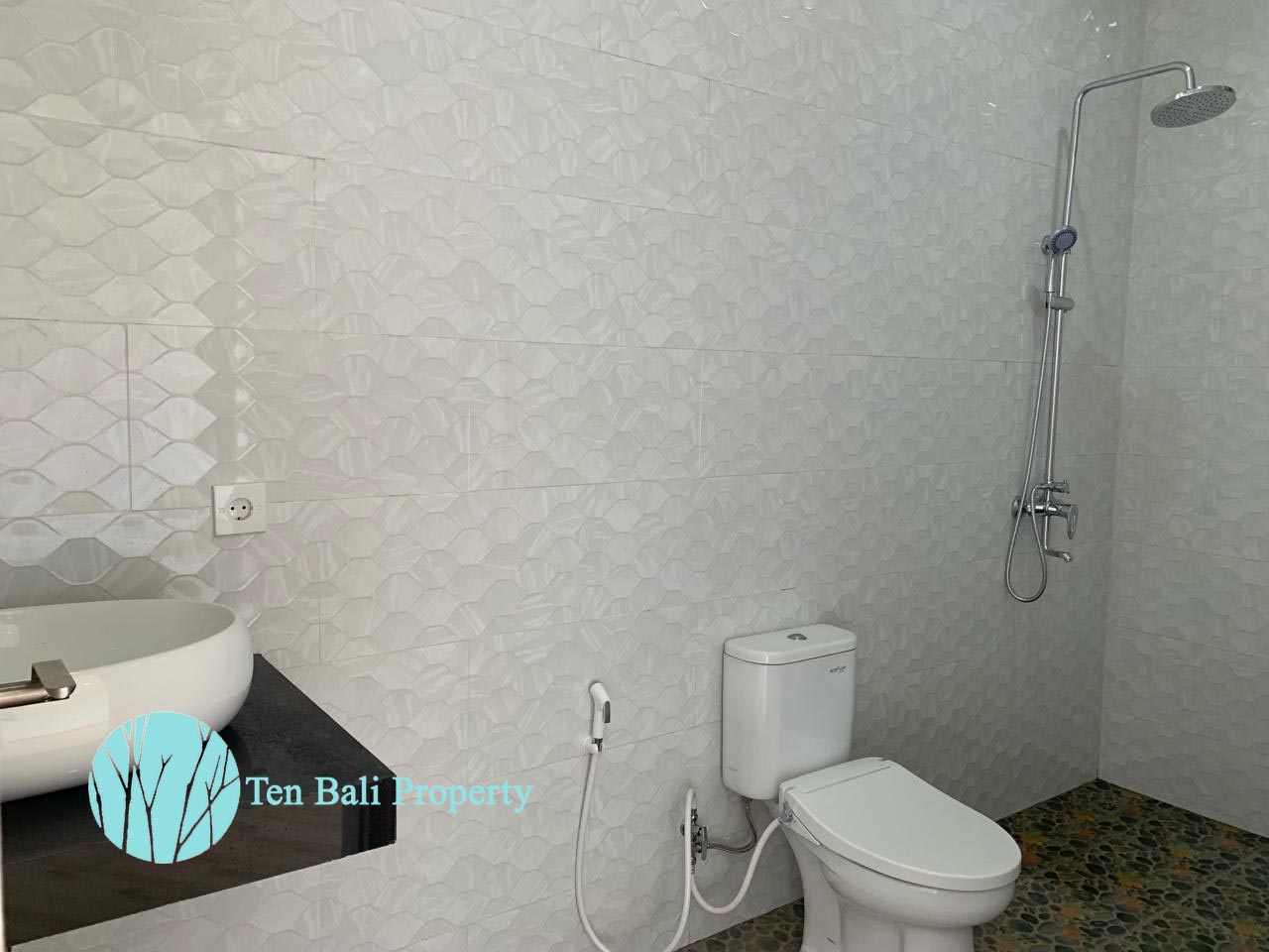 Padonan, Badung, Bali, 3 Bedrooms Bedrooms, ,3 BathroomsBathrooms,Villa,For Rent,1370
