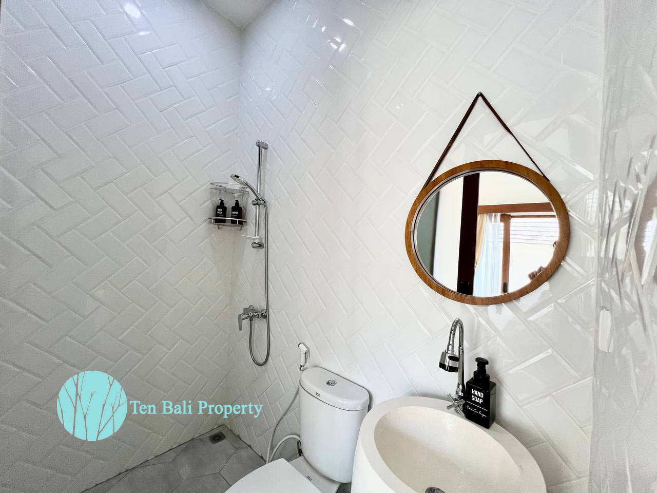 Kutuh, Nusa Dua, Bali, 3 Bedrooms Bedrooms, ,3 BathroomsBathrooms,Villa,For Rent,1391