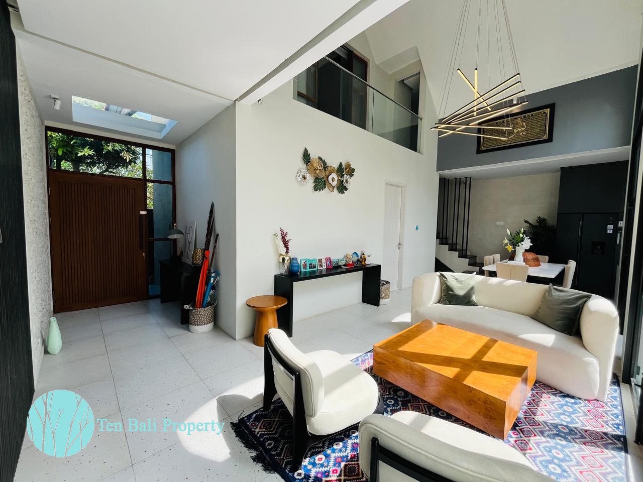 Ketewel, Gianyar, Bali, 5 Bedrooms Bedrooms, ,6 BathroomsBathrooms,Villa,For Rent,1447