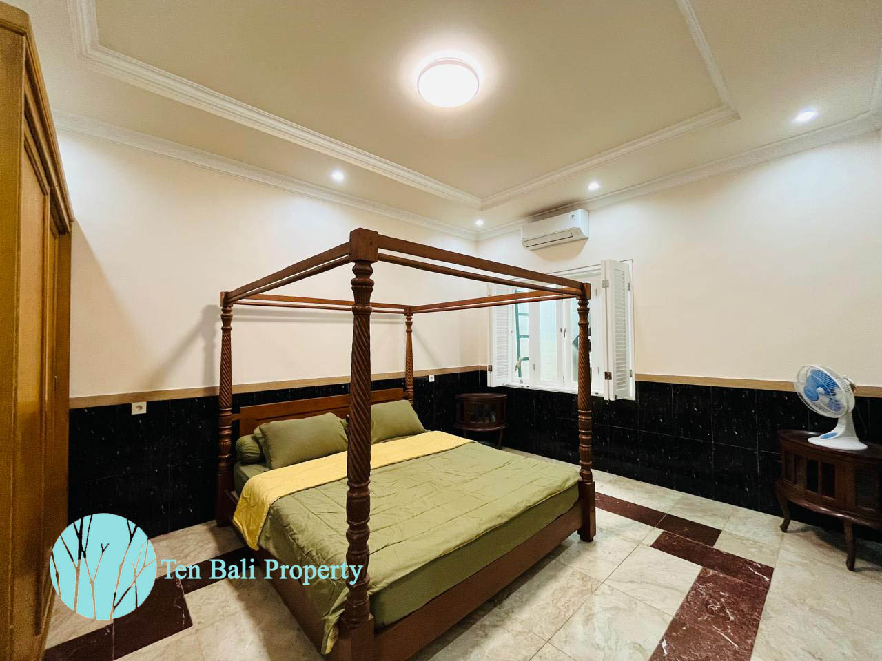 Kebo Iwa, Denpasar, Bali, 5 Bedrooms Bedrooms, ,3 BathroomsBathrooms,Villa,For Sale,1535
