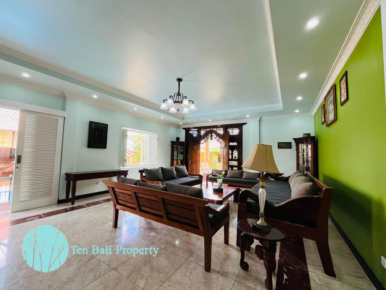 Kebo Iwa, Denpasar, Bali, 5 Bedrooms Bedrooms, ,3 BathroomsBathrooms,Villa,For Sale,1535