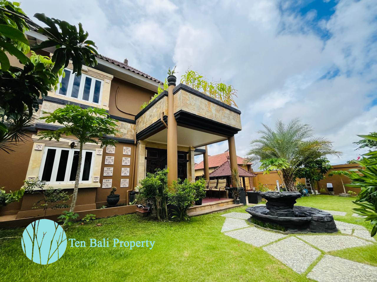 Kebo Iwa, Denpasar, Bali, 5 Bedrooms Bedrooms, ,3 BathroomsBathrooms,Villa,For Sale,1535