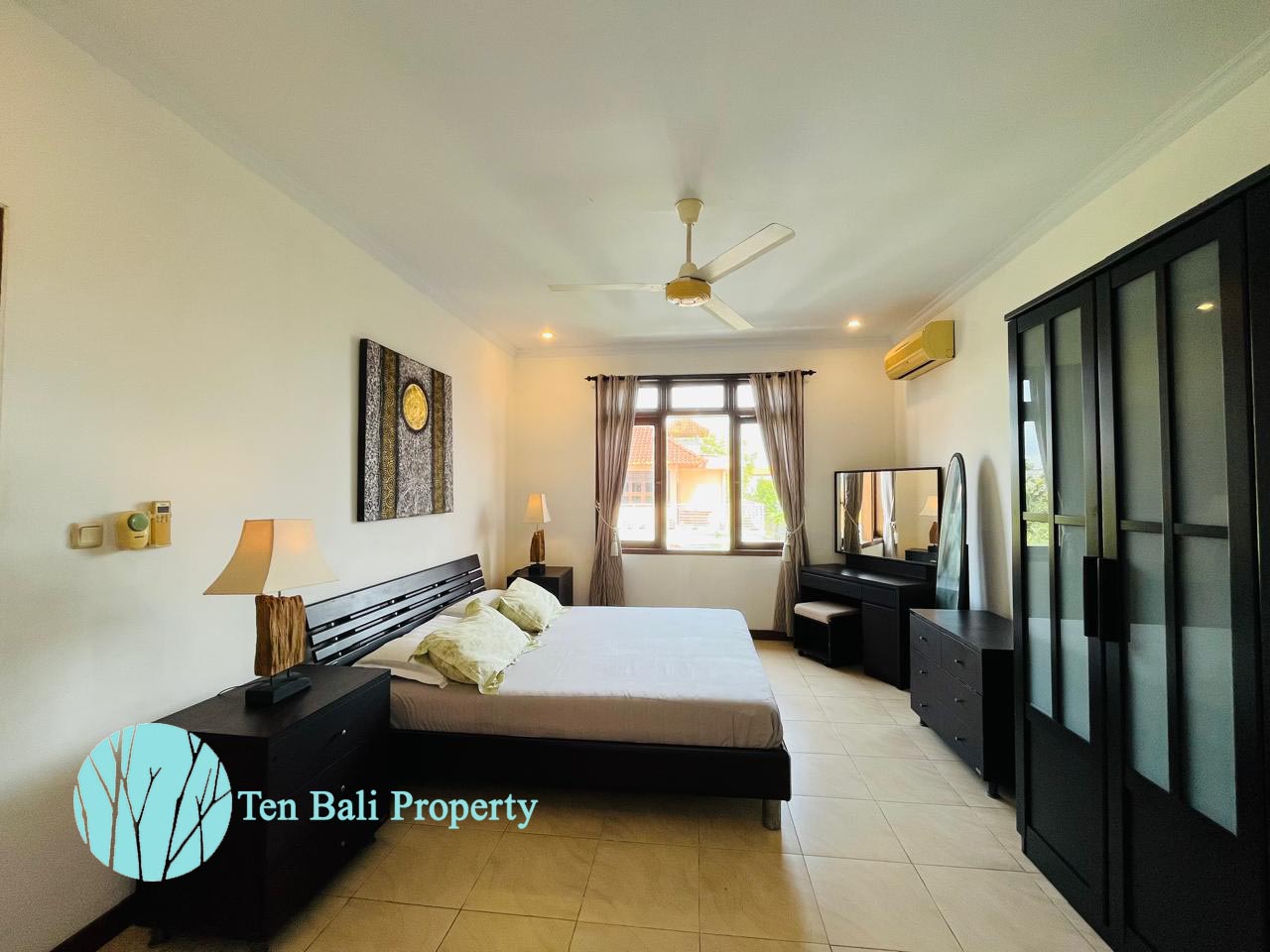 Renon, Denpasar, Bali, 5 Bedrooms Bedrooms, ,5 BathroomsBathrooms,Villa,For Rent,1536