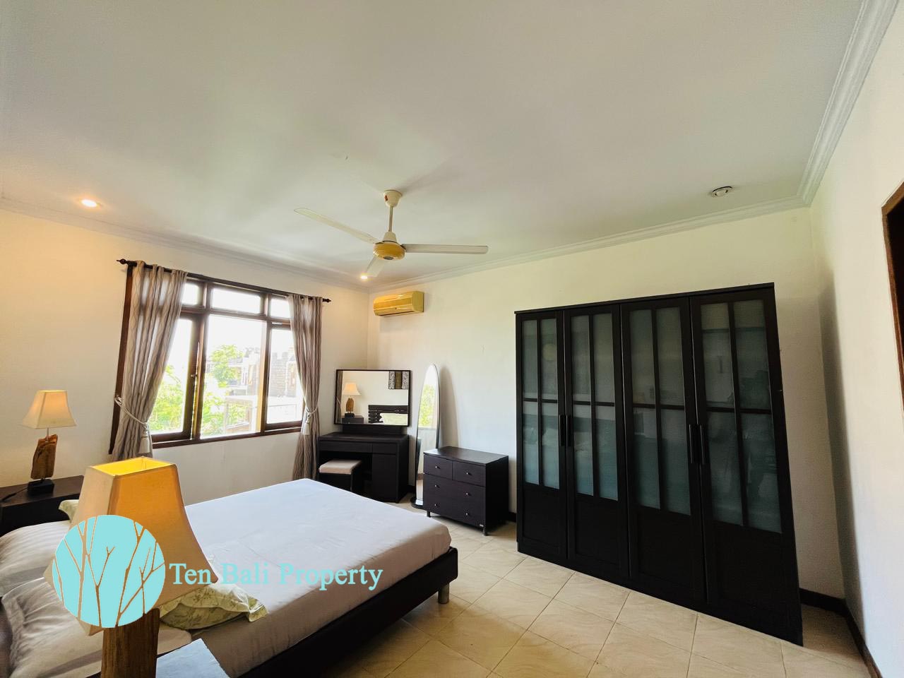 Renon, Denpasar, Bali, 5 Bedrooms Bedrooms, ,5 BathroomsBathrooms,Villa,For Rent,1536