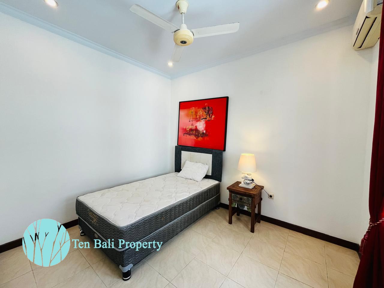 Renon, Denpasar, Bali, 5 Bedrooms Bedrooms, ,5 BathroomsBathrooms,Villa,For Rent,1536