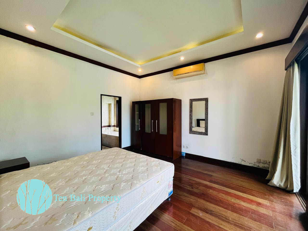 Ubud, Gianyar, Bali, 5 Bedrooms Bedrooms, ,4 BathroomsBathrooms,Villa,For Sale,1547