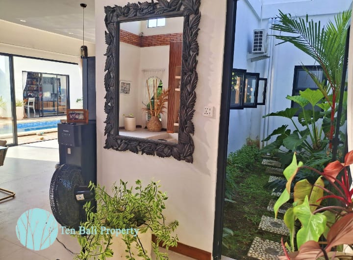 bali villa for sale, dalung villa, tanah lot villa, 4 bedroom bali villa, fully furnished villa bali, bali real estate, villa madu pandak, luxury bali villa, pool villa bali, garden villa bali, canggu villa, property bali, bali investment property, villa near tanah lot, villa near canggu, bali property for sale
Key Considerations for Meta Keywords (if used):