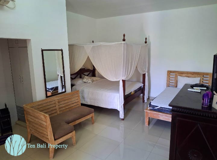 Tiying Tutul villa rent, Canggu villa rental, 3 bedroom villa Canggu, fully furnished villa Bali, villa rent Bali, private pool villa Canggu, family villa Bali, Canggu accommodation, villa near Pererenan Beach, villa near Batu Bolong, villa near Atlas Beach Fest, Tiying Tutul accommodation, long term villa rent Canggu, Bali villa rental year, villa rent 255 million, 3 bedroom villa Tiying Tutul, Canggu family villa, Bali furnished villa, rental villa Canggu