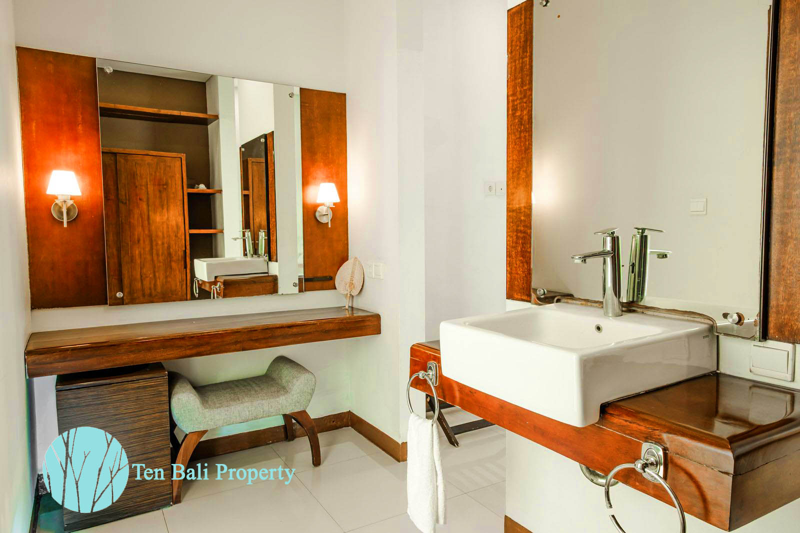 freehold villa umalas
villa umalas sale
3 bedroom villa umalas
private pool villa bali
luxury villa umalas
bali real estate umalas
umalas property
villa berawa batu belig
villa near airport bali
ten bali property
