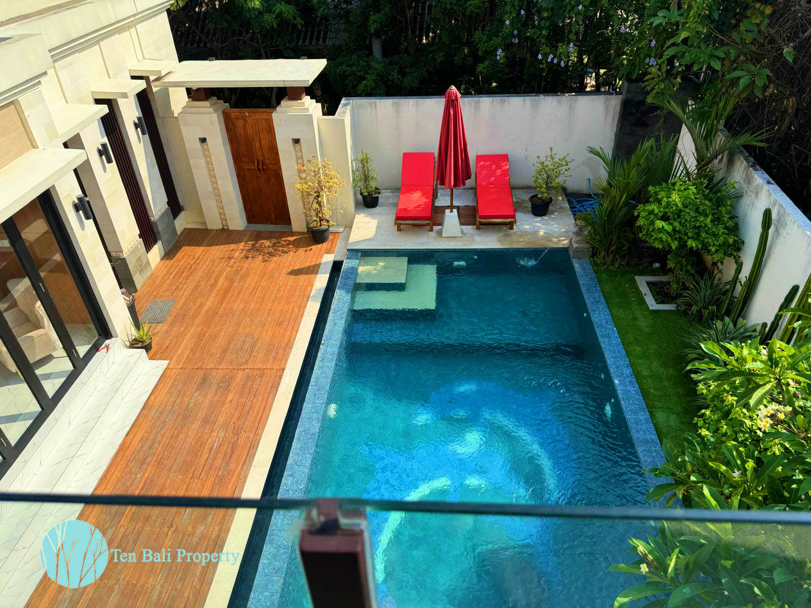 Here are some relevant meta keywords for the 4-bedroom villa in Padonan:

Bali villa rental
Padonan villa
4 bedroom villa Bali
Long term rental Bali
Monthly villa rental Bali
Yearly villa rental Bali
Private pool villa Bali
Ensuite bathrooms Bali villa
Quiet villa Bali
Villa near Canggu
Villa near Batu Bolong
Villa near Kerobokan
Villa near Umalas
Family villa Bali
Spacious villa Bali
Bali accommodation
Rental property Bali
Holiday rental Bali (if applicable for short term too)
Ten Bali Property
