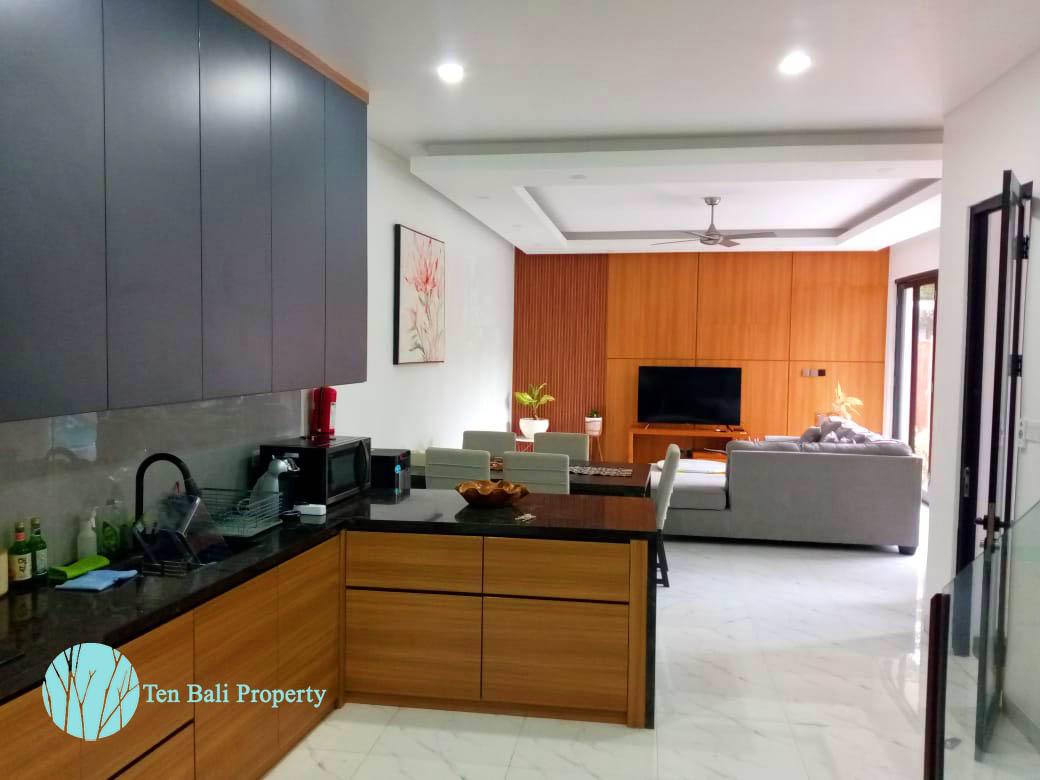 Here are some relevant meta keywords for the 4-bedroom villa in Padonan:

Bali villa rental
Padonan villa
4 bedroom villa Bali
Long term rental Bali
Monthly villa rental Bali
Yearly villa rental Bali
Private pool villa Bali
Ensuite bathrooms Bali villa
Quiet villa Bali
Villa near Canggu
Villa near Batu Bolong
Villa near Kerobokan
Villa near Umalas
Family villa Bali
Spacious villa Bali
Bali accommodation
Rental property Bali
Holiday rental Bali (if applicable for short term too)
Ten Bali Property