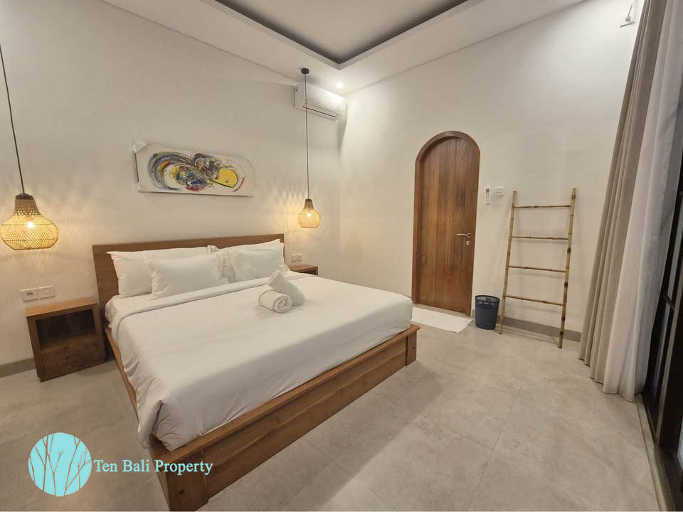 Mediterranean-style villa, luxury villa, villa for sale, villa for rent, Kuta Utara, Jalan Raya Padonan, private pool, modern appliances, Bali property, Ten Bali Property