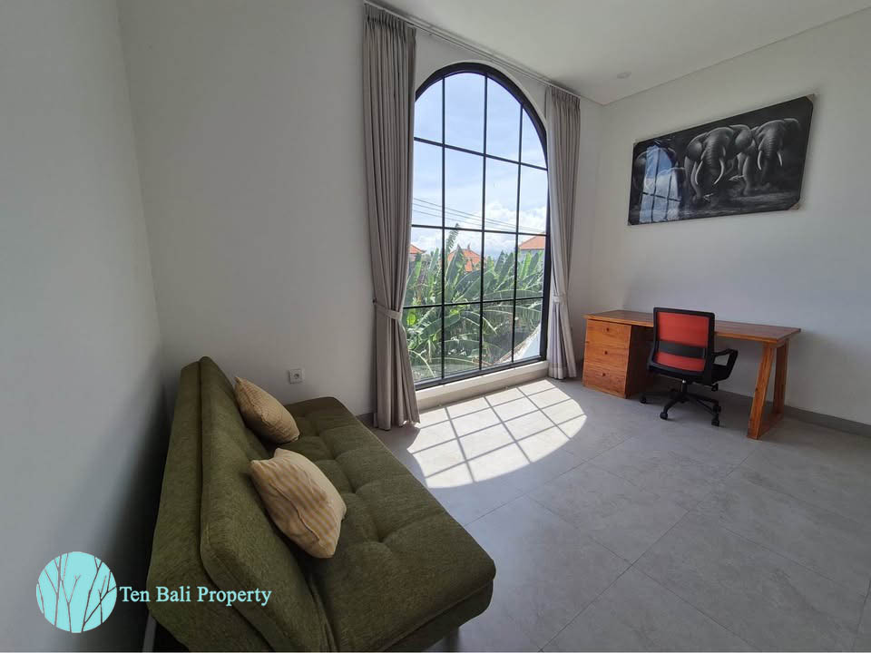 Mediterranean-style villa, luxury villa, villa for sale, villa for rent, Kuta Utara, Jalan Raya Padonan, private pool, modern appliances, Bali property, Ten Bali Property