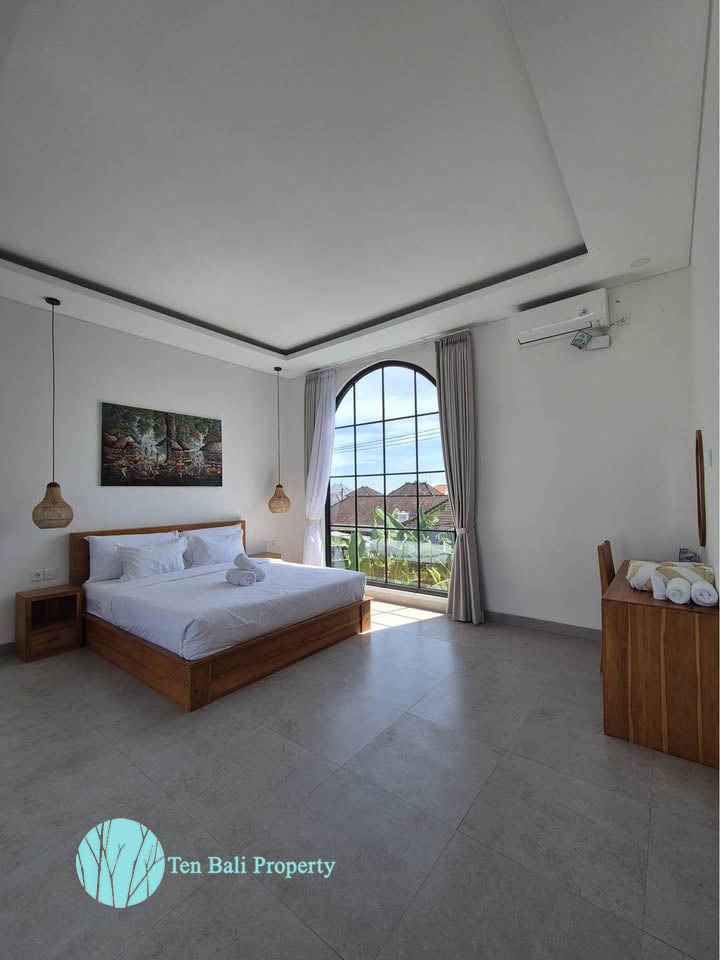 Mediterranean-style villa, luxury villa, villa for sale, villa for rent, Kuta Utara, Jalan Raya Padonan, private pool, modern appliances, Bali property, Ten Bali Property