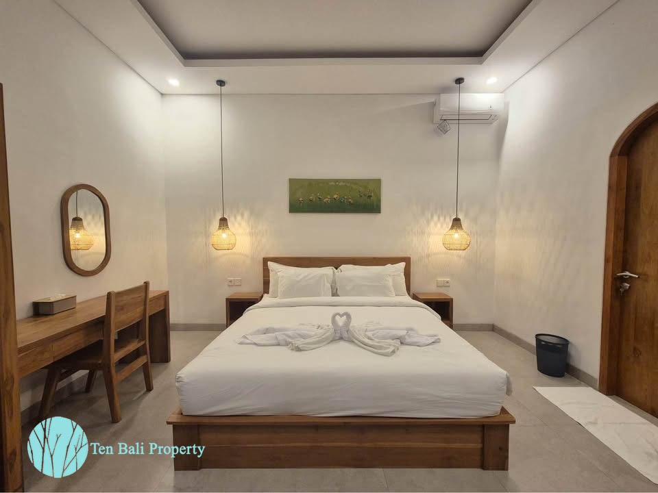 Mediterranean-style villa, luxury villa, villa for sale, villa for rent, Kuta Utara, Jalan Raya Padonan, private pool, modern appliances, Bali property, Ten Bali Property