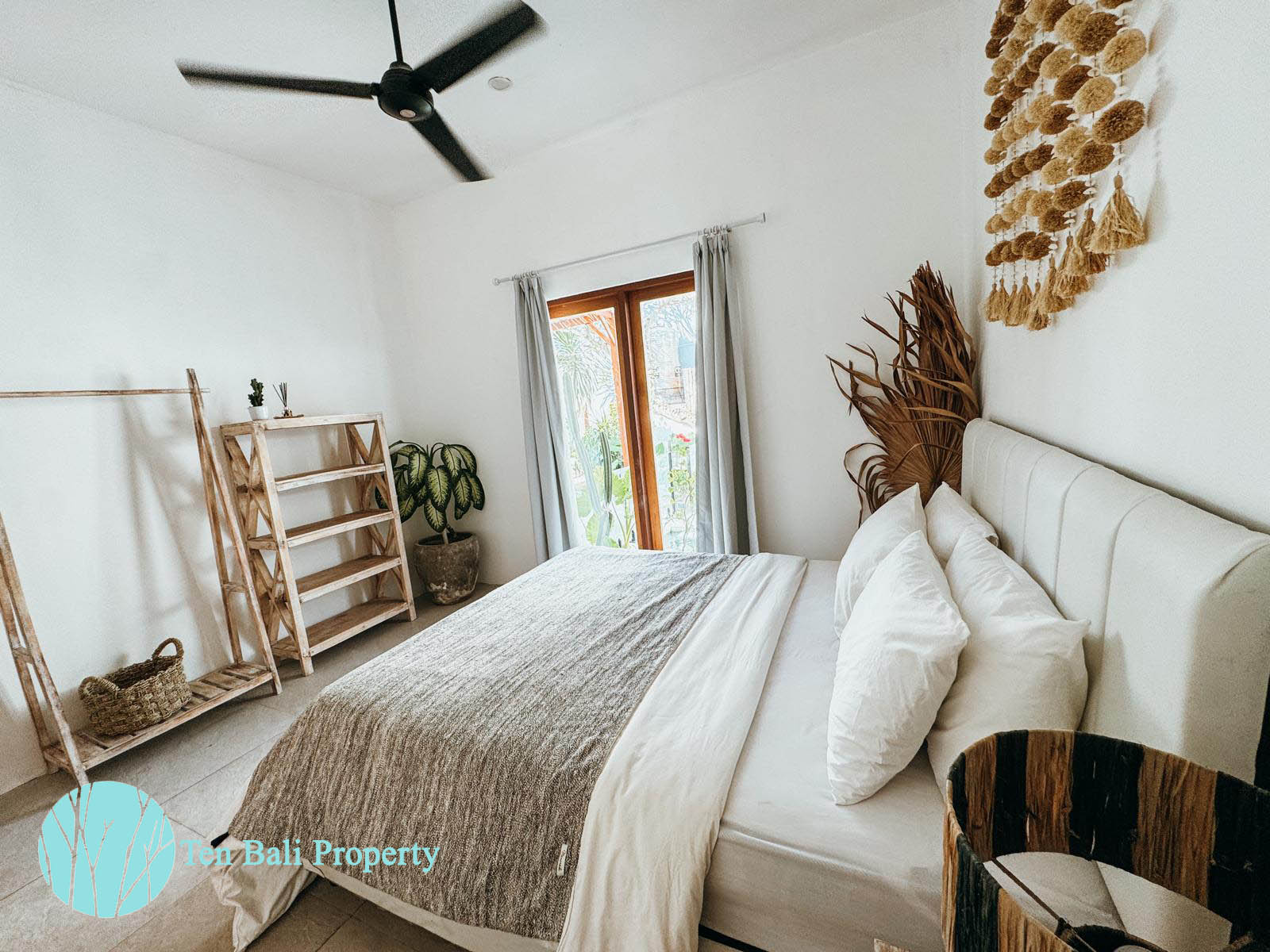 - 3 Bedrooms Villa
- Beachside Sanur
- Long-term Sublease
- Pet-friendly
- Luxury Villa
- Family-friendly Property
- Sanur Real Estate
- Bali Property for Lease
