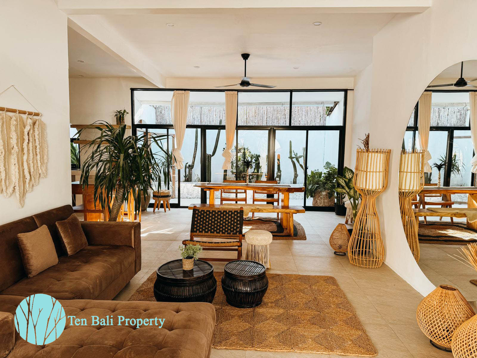 - 3 Bedrooms Villa
- Beachside Sanur
- Long-term Sublease
- Pet-friendly
- Luxury Villa
- Family-friendly Property
- Sanur Real Estate
- Bali Property for Lease
