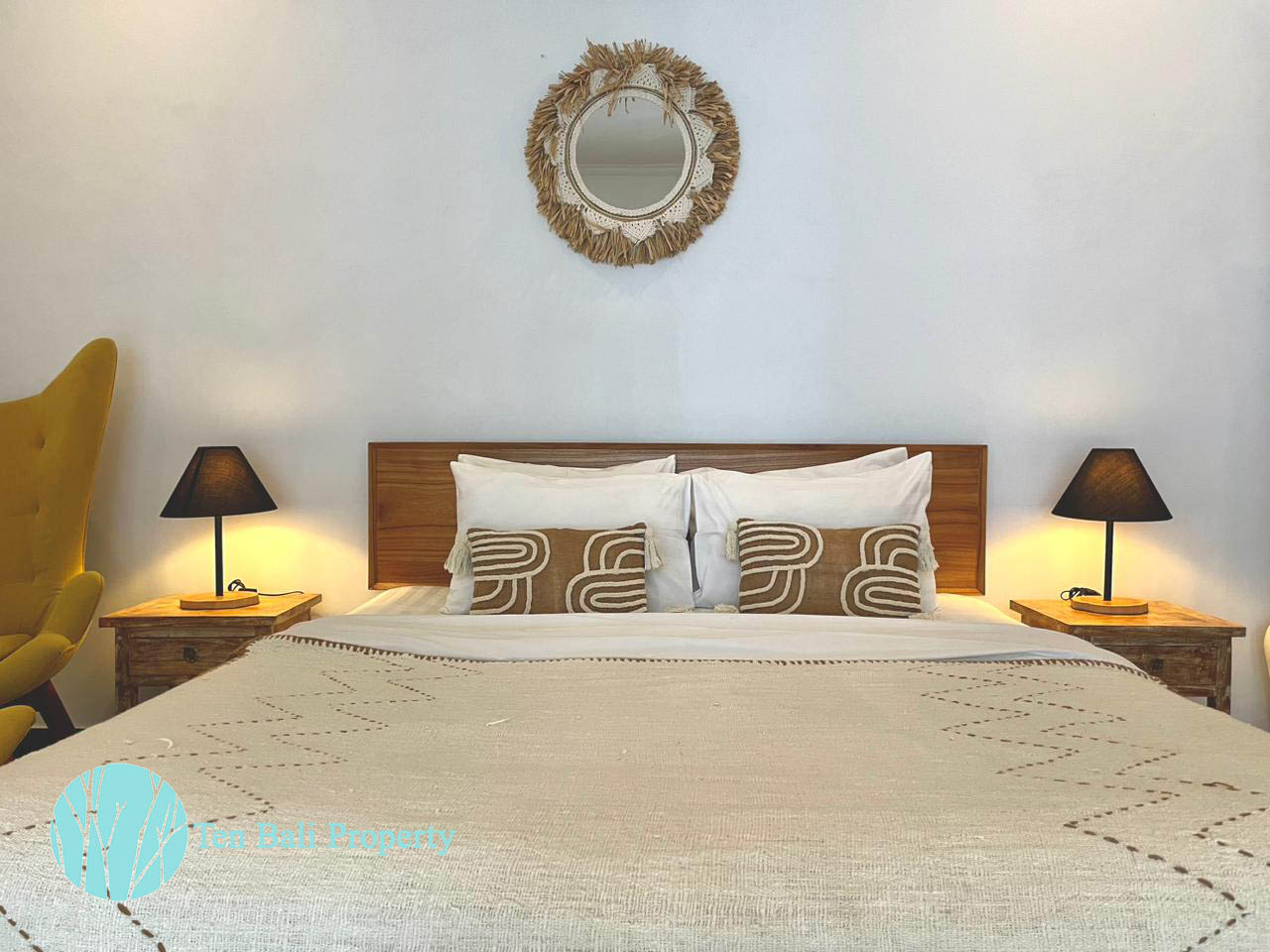 Villa in Berawa, 2-bedroom villa, villa rental, villa near Waves Cafe, villa in Canggu, Bali property\