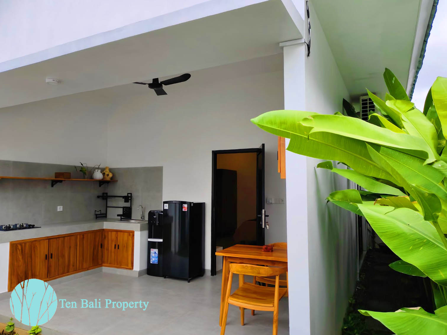  apartment for rent in Peti Tenget, 1 bedroom apartment Bali, modern apartment rental, affordable apartments in Bali, apartments near beach, Peti Tenget accommodation.