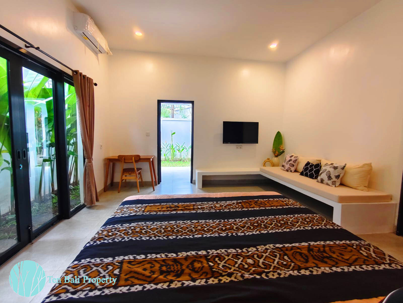  apartment for rent in Peti Tenget, 1 bedroom apartment Bali, modern apartment rental, affordable apartments in Bali, apartments near beach, Peti Tenget accommodation.