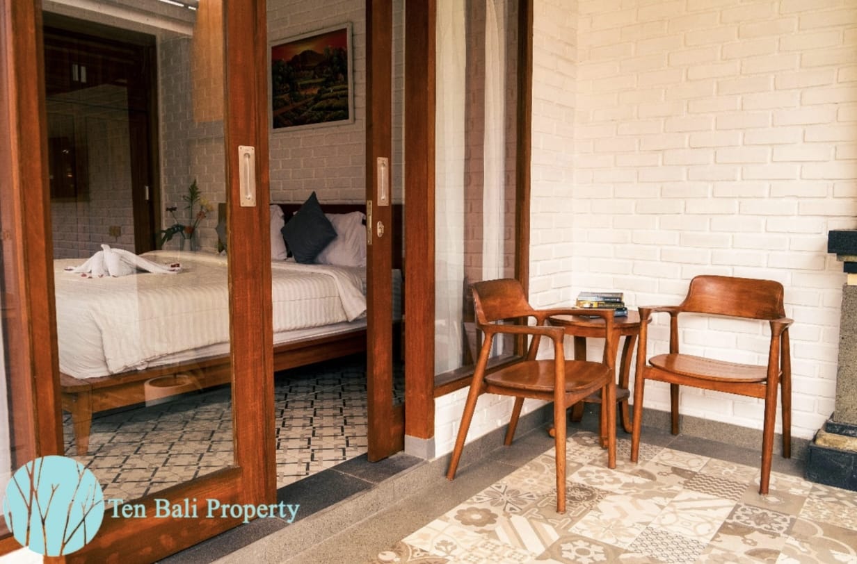  2BR villa for rent, Canggu Bali, private pool, peaceful location, luxury villa, villa with garden, short-term rental, long-term rental 