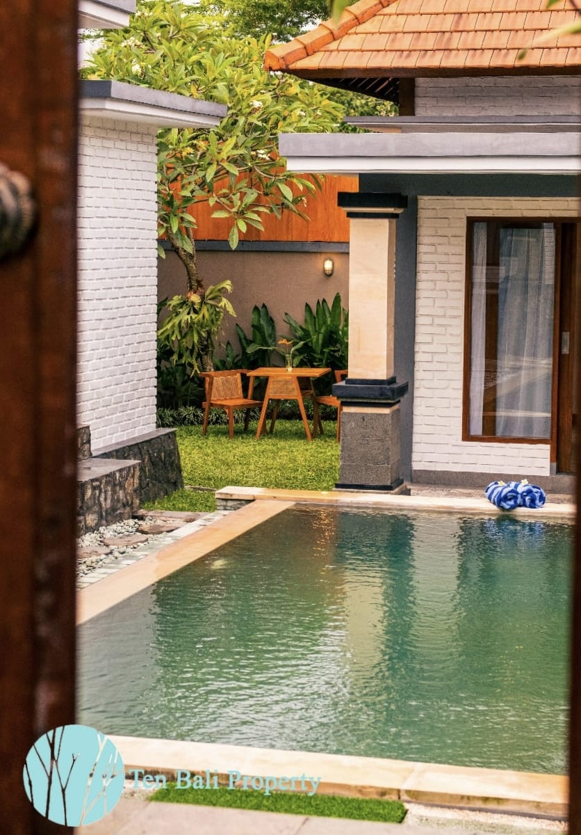  2BR villa for rent, Canggu Bali, private pool, peaceful location, luxury villa, villa with garden, short-term rental, long-term rental 