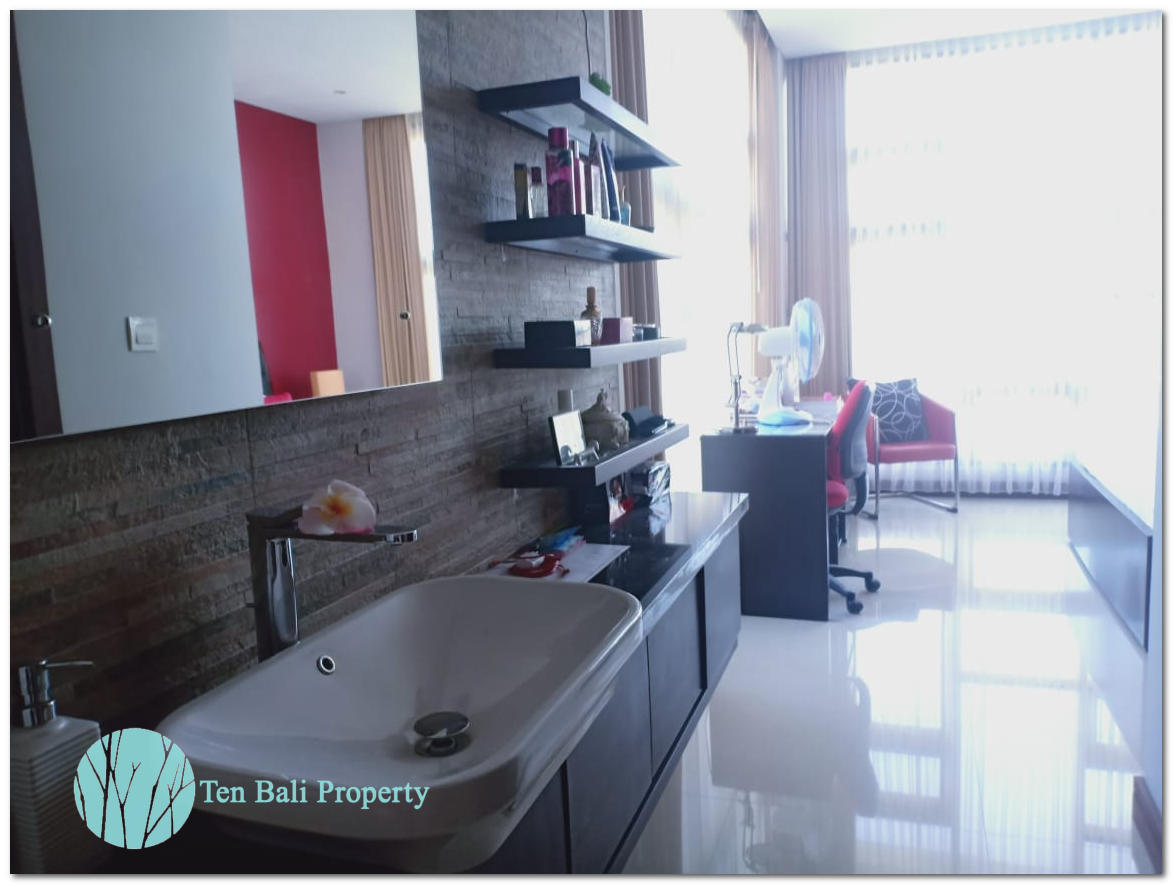 Kerobokan, Bali, 3 Bedrooms Bedrooms, ,3 BathroomsBathrooms,Villa,For Sale,1071