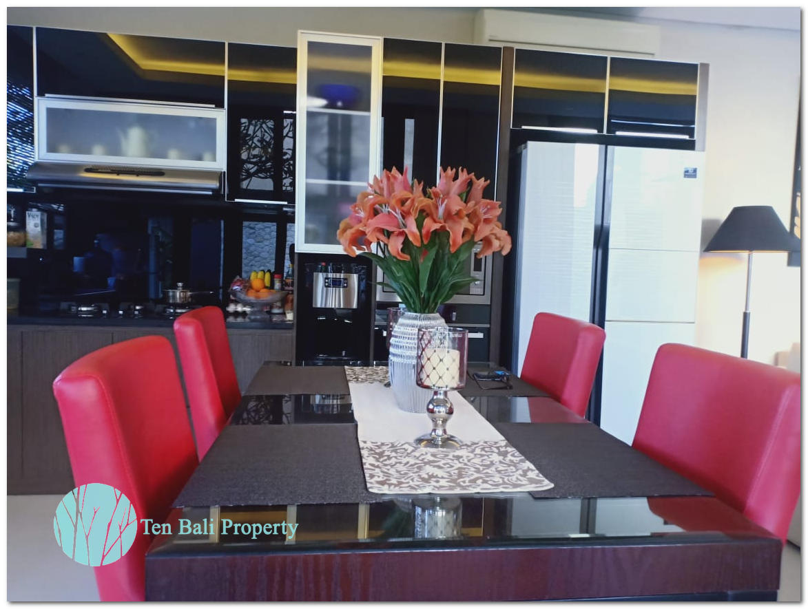 Kerobokan, Bali, 3 Bedrooms Bedrooms, ,3 BathroomsBathrooms,Villa,For Sale,1071