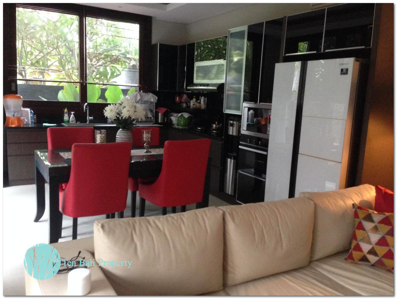 Kerobokan, Bali, 3 Bedrooms Bedrooms, ,3 BathroomsBathrooms,Villa,For Sale,1071